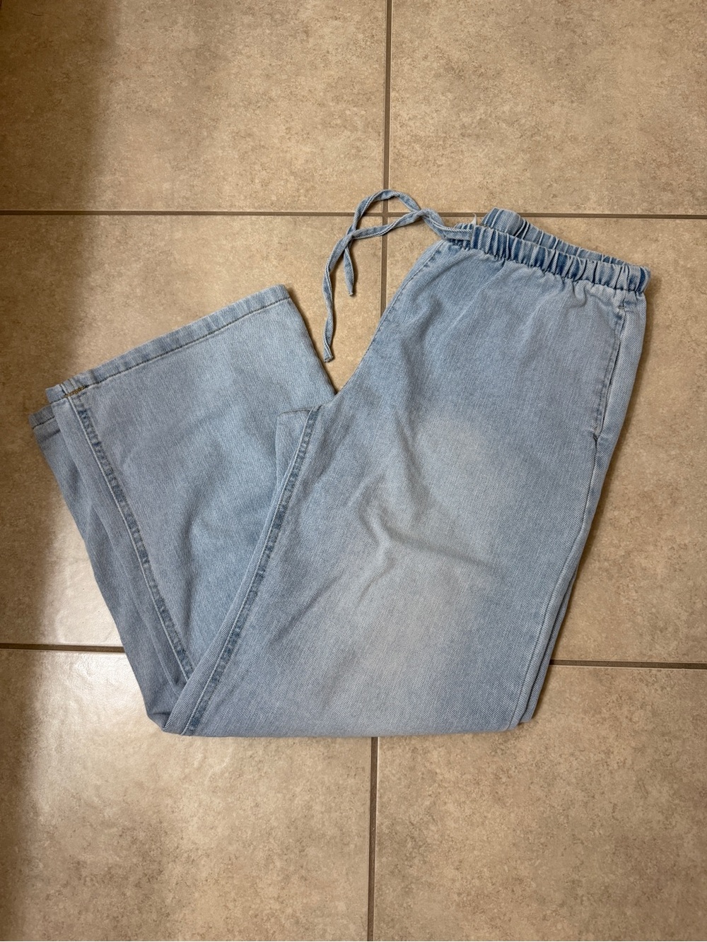 No Boundaries Light Wash Denim Wide Leg Pull On Jeans Size L 12-14